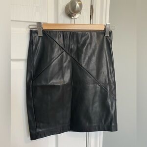 Dynamite fake leather skirt XS